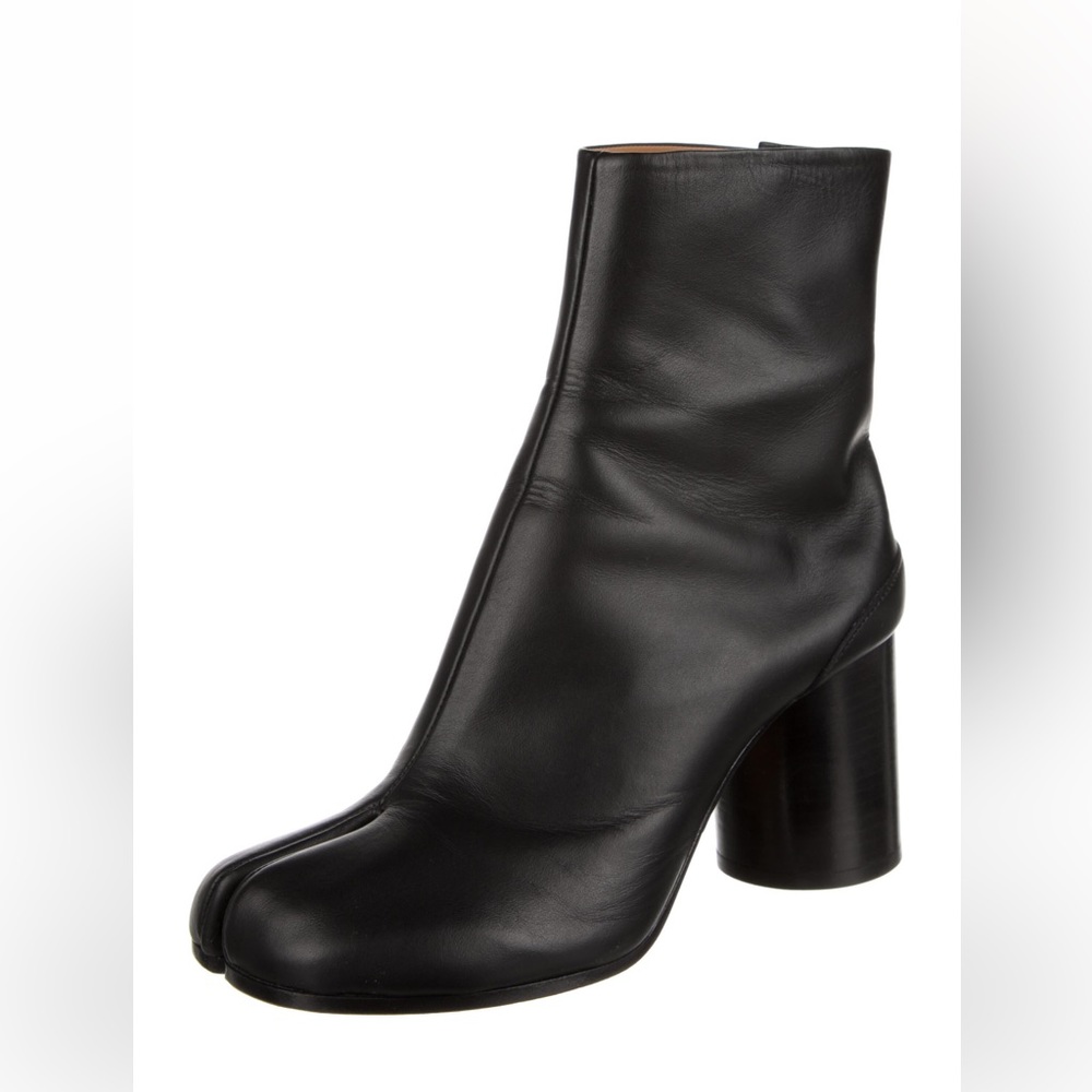 Maison Mariela Black Leather Tabi Boots